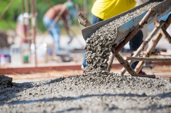 Cost of Concrete Contractor Service in Aurora