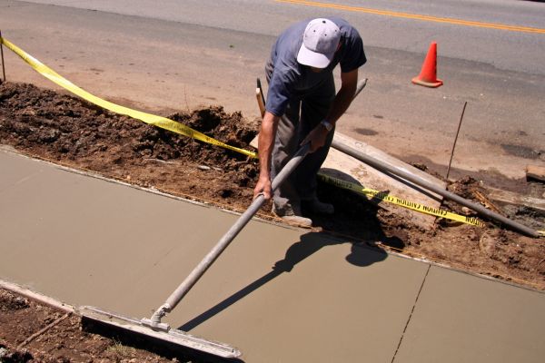 Sidewalk Cementing in Aurora