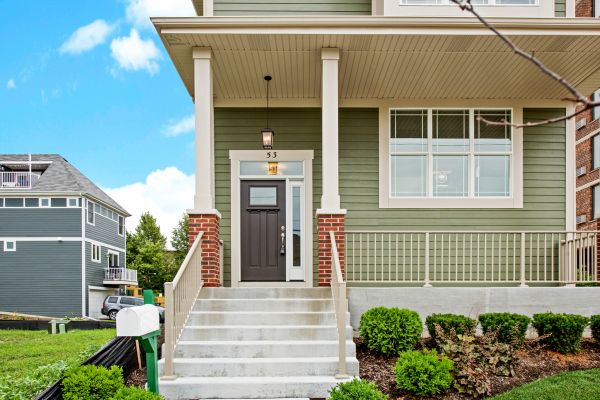 Entryway Stairs Installation in Aurora